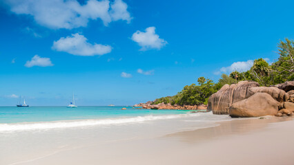Fototapeta na wymiar Tropical blue sea beach landscape, smooth sea long exposure, summer holiday concept