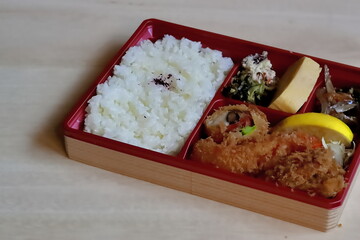 お弁当