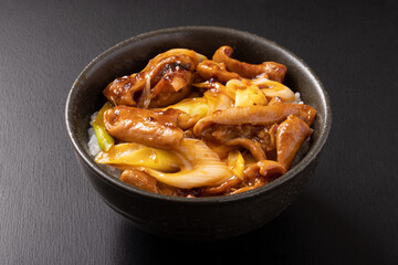 ねぎホルモン丼（こてっちゃん）