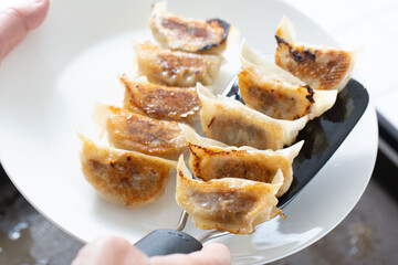 焼き餃子