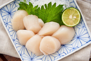 帆立の刺身