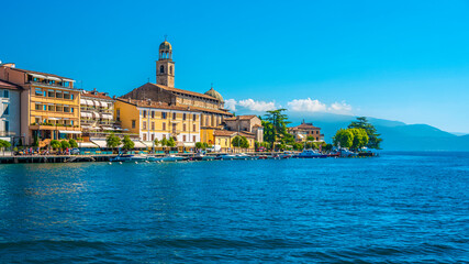 Italy, Lombardy, Salo, Town on shore of lake Garda in summer