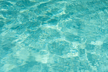 Fototapeta na wymiar Waves on the surface of the water. 
