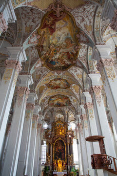Interior, Barrel Vaulted Nave, Heilig Geist Church, originally founded in the 14th century, Old Town, Munich, Bavaria