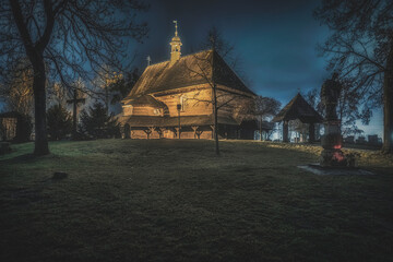drewniany kościół jako typowa architektura drewniana sakralna na Śląsku - obrazy, fototapety, plakaty