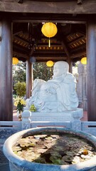 Budda pomnik z lampionami - obrazy, fototapety, plakaty