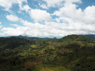 Naklejka premium clouds over the mountains