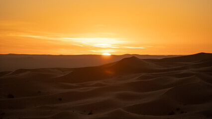 Fototapeta na wymiar Sunset in Sahara Desert