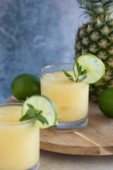 Fototapeta premium fresh lemonade with lime and mint