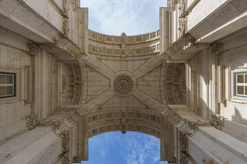 Fototapeta premium Beautifully ceiling of the Triumphal Arch or Arco da Rua Augusta in the Commerce square in Lisbon, Portugal