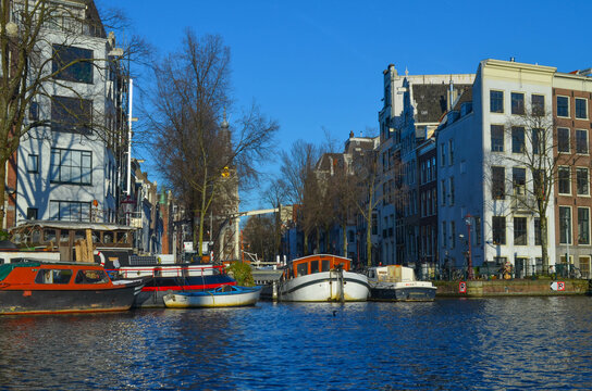 *Amsterdam Amstel*