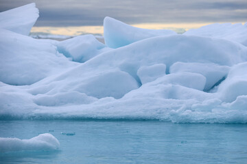 Belle structure d'iceberg au cours du voyage