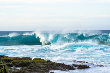 crashing ocean waves