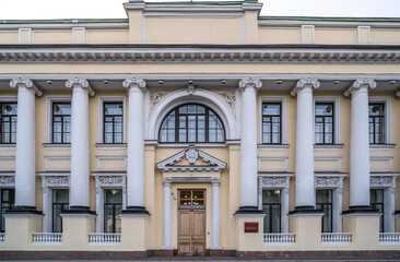 Obraz premium The wall of an ancient building is a close-up.