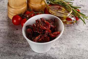 Homemade dry tomatoes with oil