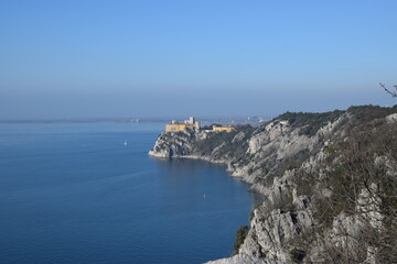 Fototapeta na wymiar Trieste - Duino e il sentiero Rilke
