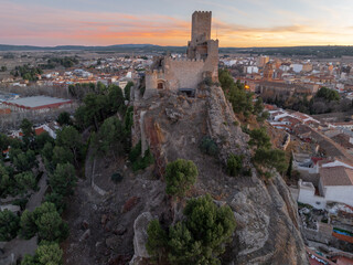 Fototapeta na wymiar Castillo de Almansa en Albacete al atardecer