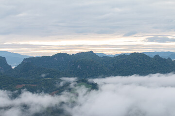 Fototapeta premium beautiful mountain mist sky scenery