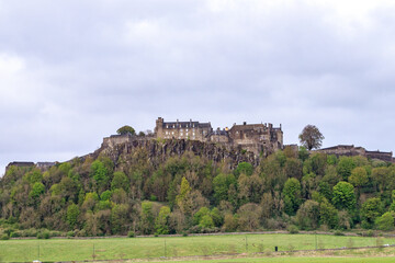 Fototapeta na wymiar Stirling Castle’s Majestic Presence Amidst Scotland’s Greenery