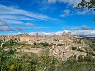 Fototapeta na wymiar la ciudad mas bella de el mundo Toledo españa.