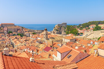 Obraz premium Aerial view on Dubrovnik walls of Croatia. View of Fort Lovrijenac fortress Dubrovnik UNESCO Venetian town of Croatia in Dalmatia