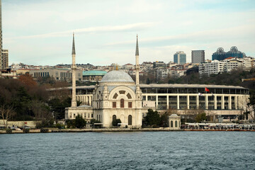 Fototapeta na wymiar Dolmabahce Mosque view from Istanbul Bosphorus cruise