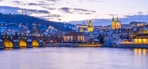 Prague, Prague Castle, Charles Bridge, Vltava River, monuments, architecture, history, winter, snow, boats, harbor, pier - obrazy, fototapety, plakaty