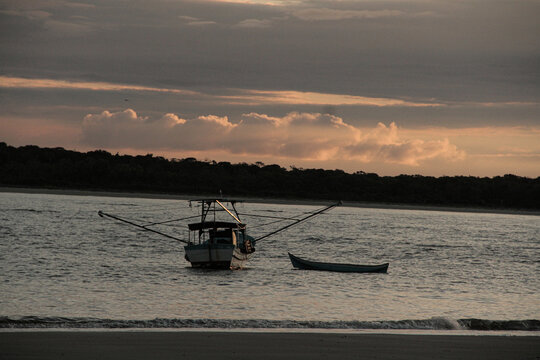 Ilha de Superagui - Praia e mar