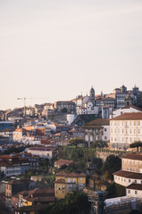 Fototapeta premium ポルト歴史地区の夕方の風景