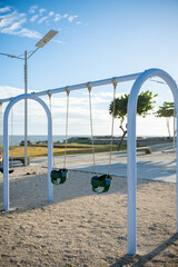 Area de juegos para niños en el Malecon de Santo Domingo, República Dominicana.