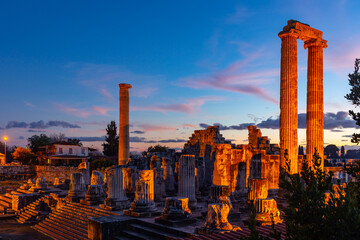 Fototapeta premium Lighted ruins of Apollo Temple at Didyma at dusk, Turkey. High quality photo