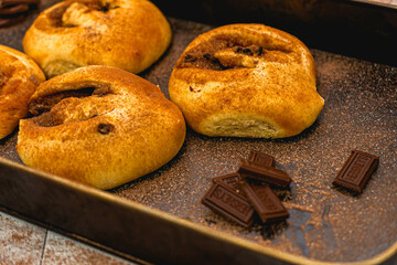 cupcake, cake, dessert, food, sweet, cream, baked, icing, chocolate, frosting, cup, snack, pink, cupcakes, delicious, white, pastry, birthday, party, decorated, muffin, cakes, bakery, nobody, celebrat