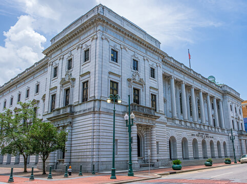 Wide Corner View of the Historic John Minor Wisdom United States Fifth Circuit Court of Appeals Building on Camp Street on June 30, 2020 in New Orleans, LA, USA