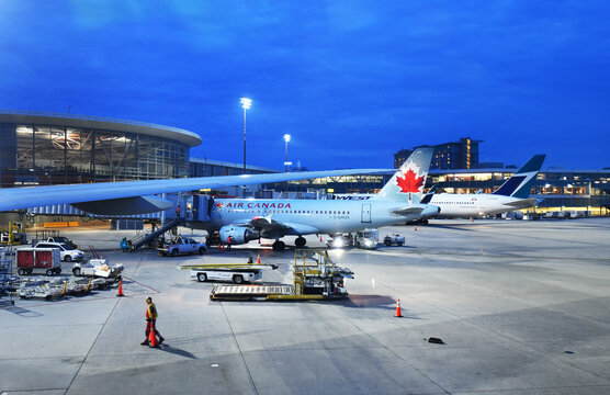 Vancouver,Canada SEP 25,2017 : Air Canada airplanes at Vancouver airport (YVR) is the second busiest airport in Canada.