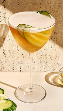 A festive holiday like Thanksgiving calls for the kind of cocktail that induces nothing short of delight&mdash;and not just because it makes dealing with ornery family members much easier. After all, a trad