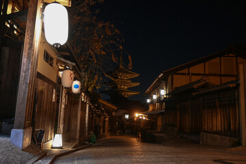 Kyoto old town night