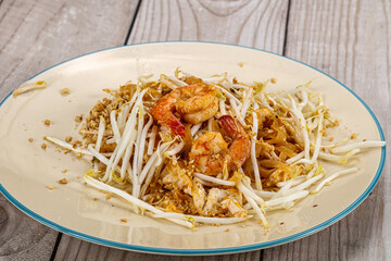 Pad thai - noodle with shrimps