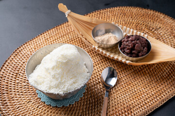 Yukgaejang, Korean food, side dishes, bibimbap, pork rice bowl, stir-fried pork, bulgogi rice bowl, bulgogi, pork cutlet, rice bowl, grilled spam, fried rice, tteokbokki, red bean shaved ice