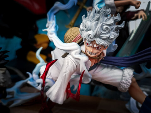 Anime One Piece Yonko Monkey D Luffy Nika Form Sun God Squat Statue Figure. Bandung-Indonesia,12-17-2023