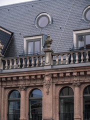 Obraz premium facade of a building with a balcony