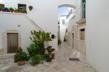 Street scene, Locorotondo, Puglia, Italy