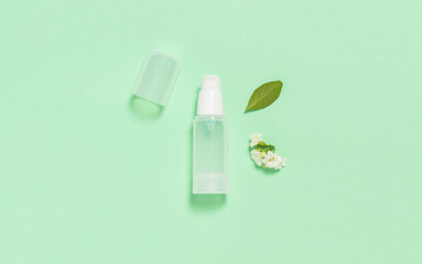 flacon spray huiles essentielles sans étiquettes