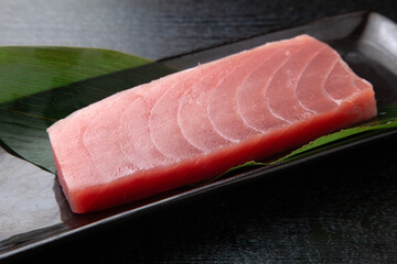 キハダマグロの刺身