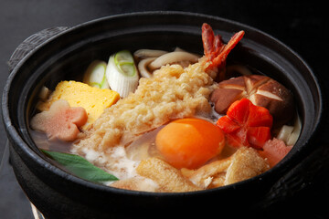 鍋焼うどん