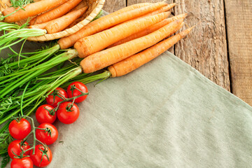 Bunch of fresh carrots - 718118590