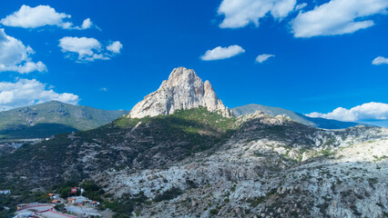 Monolito Peña de Bernal Mexico
