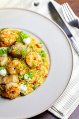 Paella valenciana