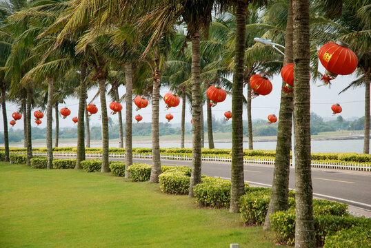 Hainan road with lanterns