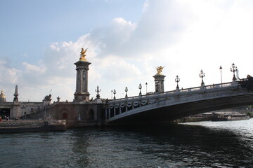 Fototapeta na wymiar most, paryż, francja