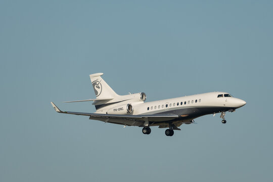 PH-UNC Jet Netherlands Dassault Falcon 7X jet in Zurich in Switzerland 16.1.2024